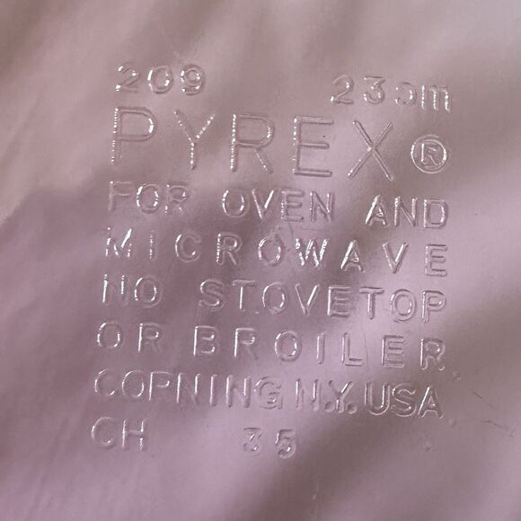 PYREX Pie Dish/Serving Plate 9" Cranberry Glass Originals Pyrex #209 Vintage‎ - Picture 2 of 2